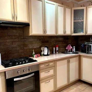 Продам 3х комн квартиру пр Аэрокосмический, м Левада, 1/9 с ремонтом