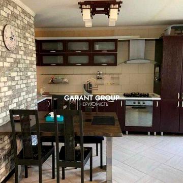 Трикімнатна квартира на Сахарова