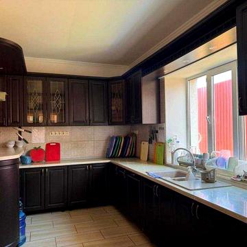 Продам житловий будинок під дитячий садочок, м. Вишневе