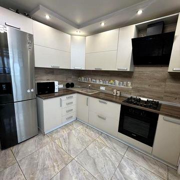 Класна квартира в оренду в ЖК Щасливий, Яблунева 7, поруч Київ, Софія