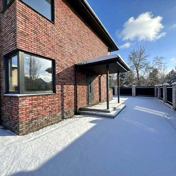 Продам Будинок. Метро Житомирська 15 хвилин. Сільпо та Мак 5 хв. Без %