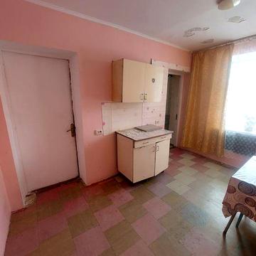 Продам 2к квартиру на Типографії