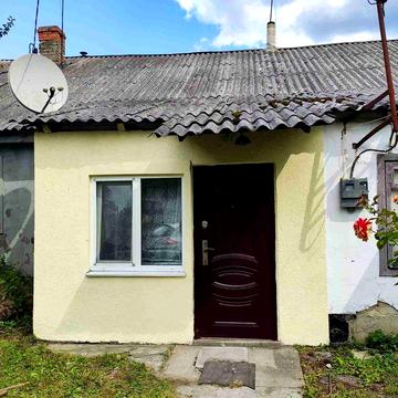 Недорого : частина будинку зі зручностями