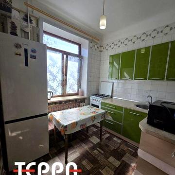 Продаж 2-кімнатної квартири, Малий ринок