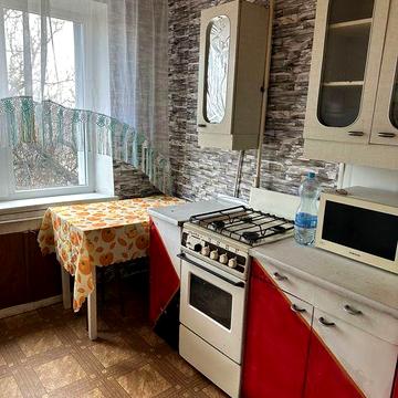 Продам 2кім квартиру вул. Квартальна (Гладкова), 12 квартал