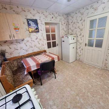 Оренда будинку 1 кімн. Буча, Тарасівська, є газ, світло, вода, ВЛАСНИК