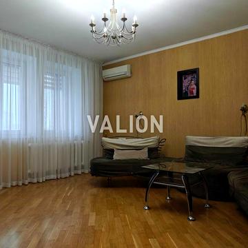 БЕЗ КОМІСІЇ. Продаж 2 к квартири 82 кв. м, проспект Миколи Бажана 14