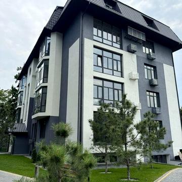 Велика квартира, класна новобудова, парк та м.Сирець! Тираспільська,44