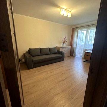 Сдам двухкомнатную квартиру на длительный срок