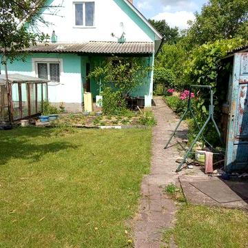 Продам Два будинки в одному.дворі!