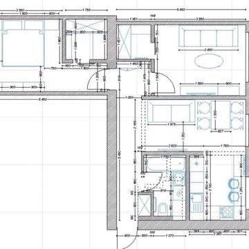 Продам квартиру в центрі Апостолове