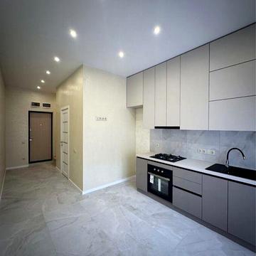 Дворівнева квартира 55 м² з паркомісцем та власним двором