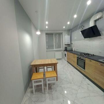 Оренда Пулюя, Наукова Галицький Лев