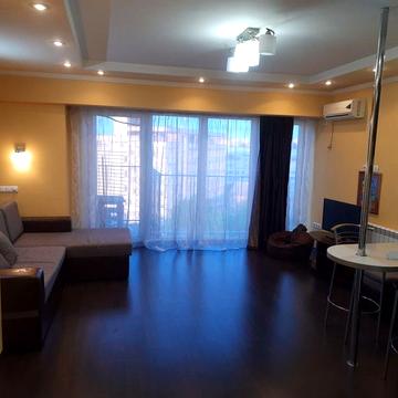 Оренда квартири на Поля 27д