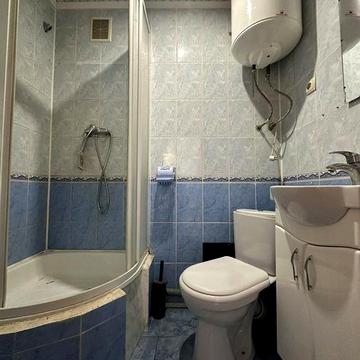 Сдаеться  однокімнатна  квартира . Корабельний район.