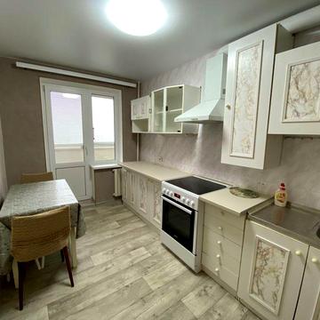 Сдам 3 комнатную квартиру Рабочая 75