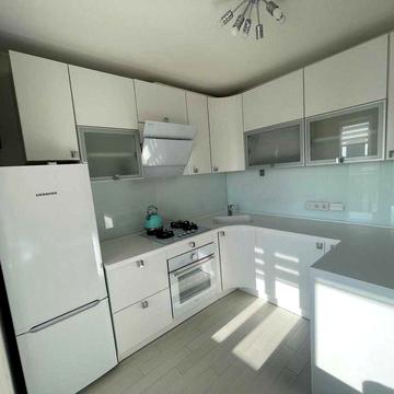 м. Дарниця, вул. А. Малишка, 11 довгострокова оренда 2-кімн. квартира.