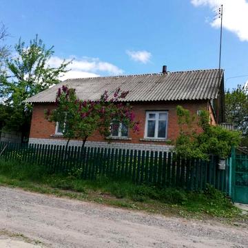 Продам будинок  в м.Глухів
