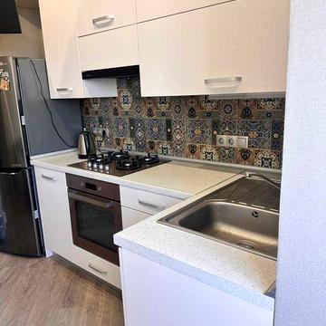 Продам однокомнатную квартиру улуч. планировки Салтовка м студенческая