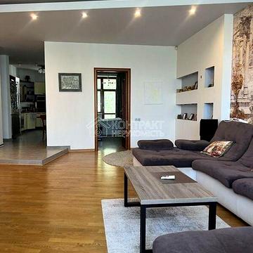 Довгострокова оренда 5к Квартира Ярослава Мудрого вулиця