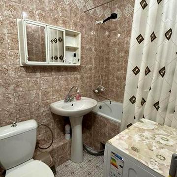 Довгострокова оренда 1к Квартира Алексєєнко Надії вулиця