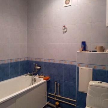 Здам  велику 1 кім.кв.вул.Чумаченко  зуп.Роддом,бойлер,холод.