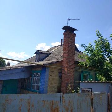 Будинок в Кременчуці, є працююча  груба,газ, вода, світло