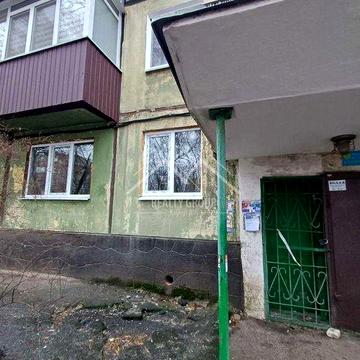 Продаж теплої 2 кімнатної квартири в районі автовокзалу.