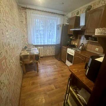 Продаж 2-кім. кв-ри вул. Стрийська 75000дол. США