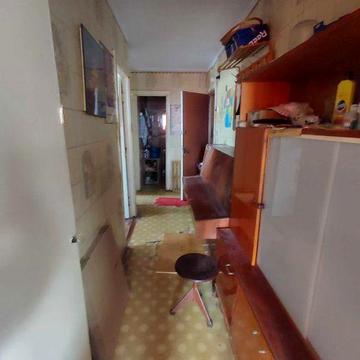 продаю 3х комнатную квартиру на Комсомольской угол Колодезной