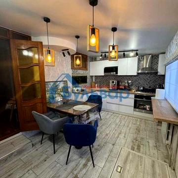 3к квартира 70м2, КОТЕЛ, окремий вхід, ГАРАЖ