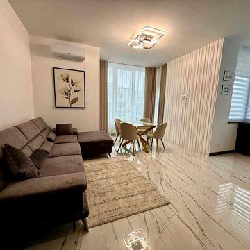 Оренда ВІП квартири у будинку бізнес класу біля Стрийського парку