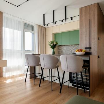 Джона Маккейна вул. (Івана Кудрі), 1-Б