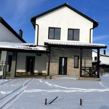 Продається таунхаус в затишному районі