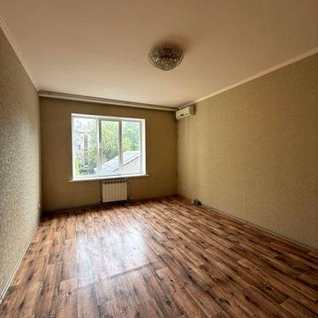 Продажа 3-комн.квартира, центр, АО газове, Сачко