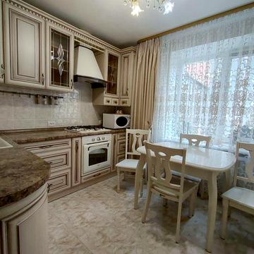 Оренда 2к квартри, район Виставка