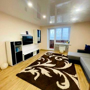 Продам 4-к квартиру на Сухомлинского. Кирпич! Все остается!