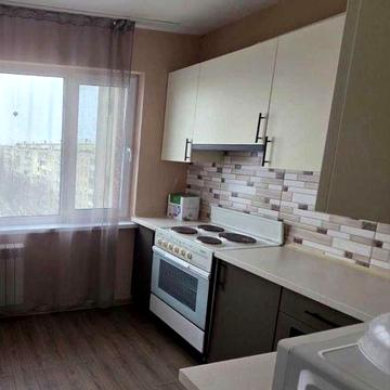 Сдам 3 ком квартиру с инвертором ВДНХ Иподром Лятошинского