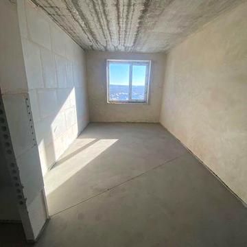 Простора однушка в Континент Рей