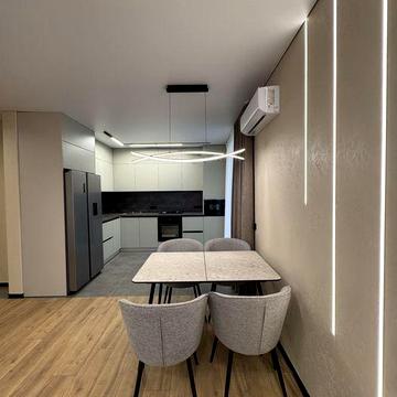 3-кімнатна квартира на 4 поверсі з ремонтом