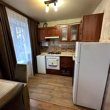 Продам 2ком возле Цума ЖК 1