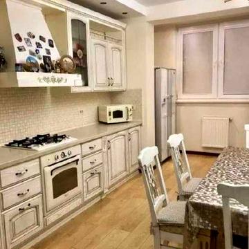 3 кім.квартира 5/10 Сахарова 90 кв.м 3 лоджії Євроремонт Меблі Техніка