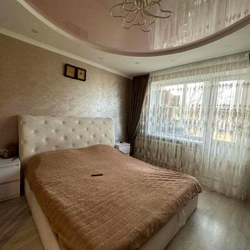 4 кімнати, 81 м², центр Бучі — заїжджай і живи