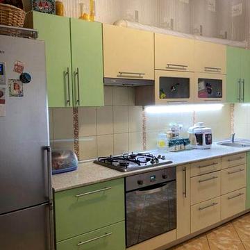 Продам 2х ком. Ж/м Красный Камень!