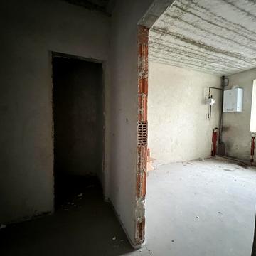 Богдана Хмельницького вул., 57