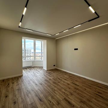 Приозерна вул., 32