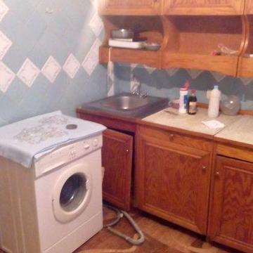 Здам пів будинку 2 зупинки до Плази 1-кім. Тільки дзвонити