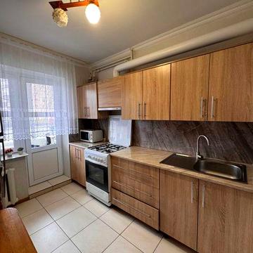 3-к квартира в р-н Чайки, вул. Кобзарська 68 000 $