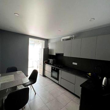 Довгострокова оренда 1к Квартира Набережна Перемоги вулиця ЖК River Park