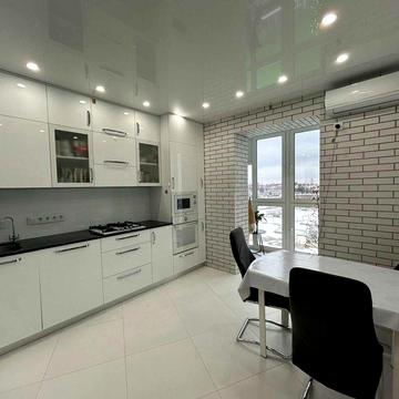 Продається 1 кімнатна квартира на Барському шосе